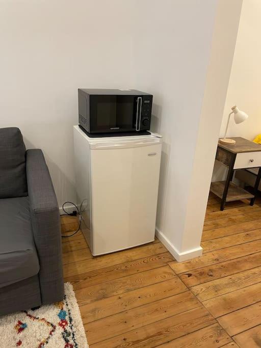 Independant Sans Cuisine - Le Coin Cosy Avec Wifi Apartamento Bruselas